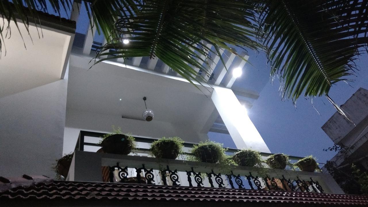 Villa Mariana Kochi Екстериор снимка